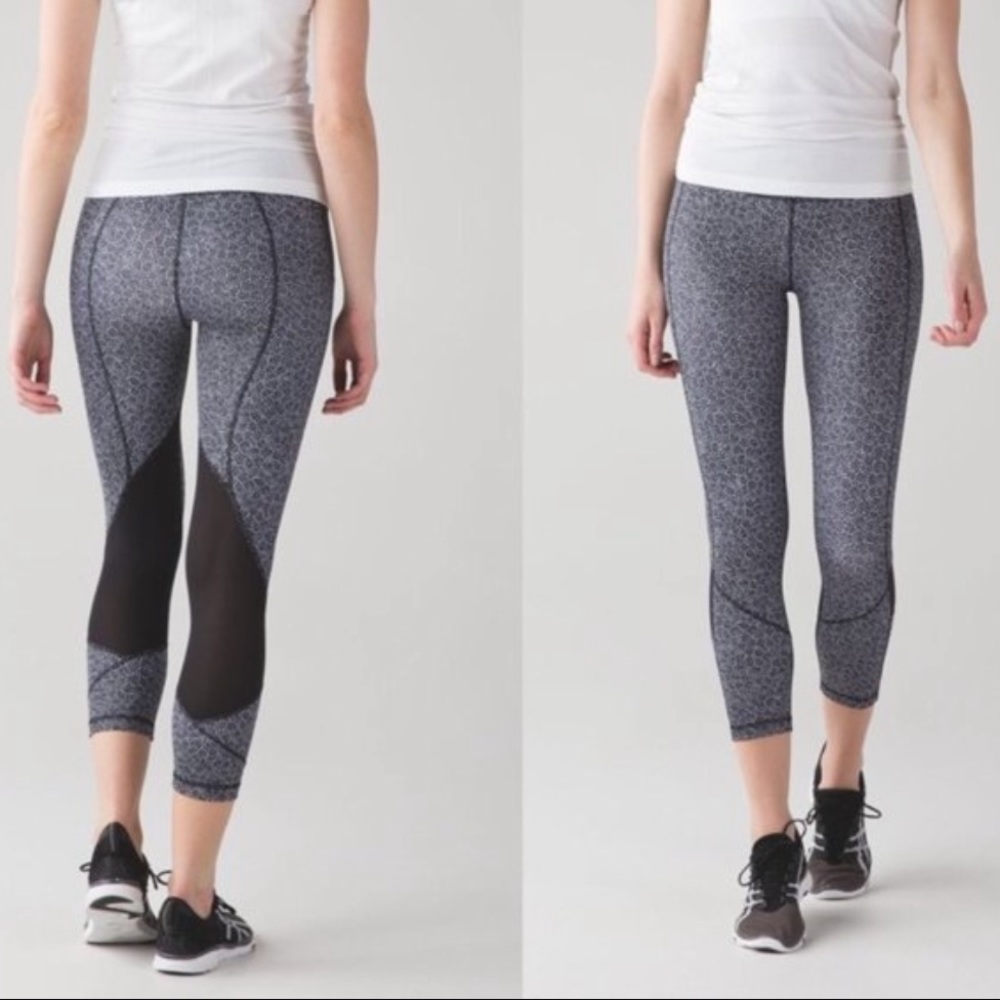 Lululemon Pace Rival Crop Freckle Flower Black Sz 6 - Picture 12 of 12